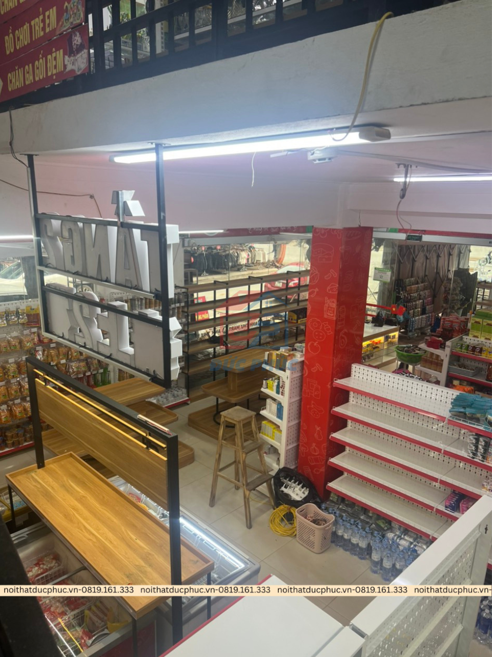 nội thất siêu thị